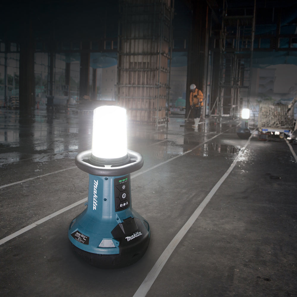 Makita Cordless Area Worklight LXT ® DML810/2