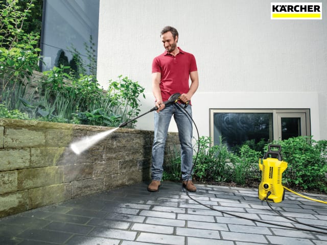 Kärcher k2 110bar 240v pressure washer Kit with brush + cleaner 1.673-602.0